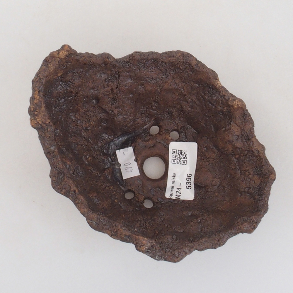 Concha de cerámica 13 x 10,5 x 12,5 cm , color marrón