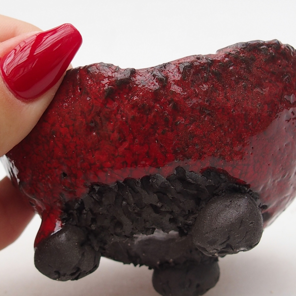 Concha de cerámica 8,5 x 8 x 4,5 cm , color rojo