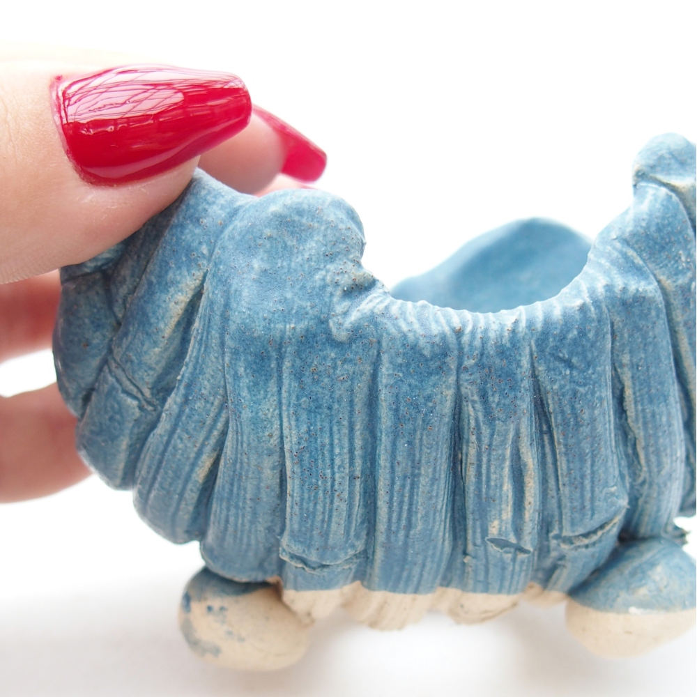 Concha de cerámica 8,5 x 8,5 x 6,5 cm , color azul