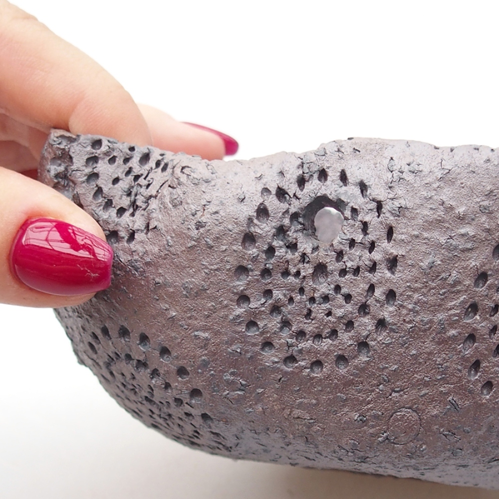 Concha de cerámica 14 x 12 x 6,5 cm , color metálico