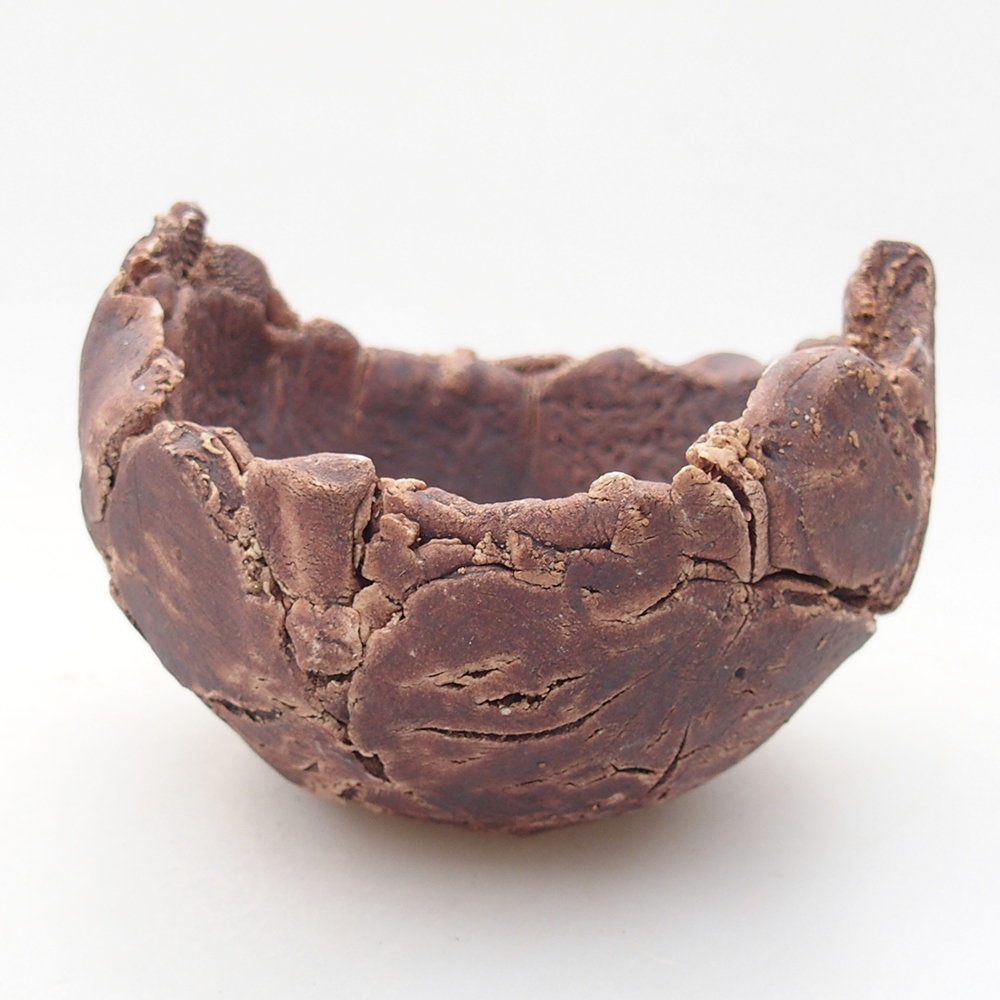 Concha de cerámica 9 x 9 x 6 cm , color marrón