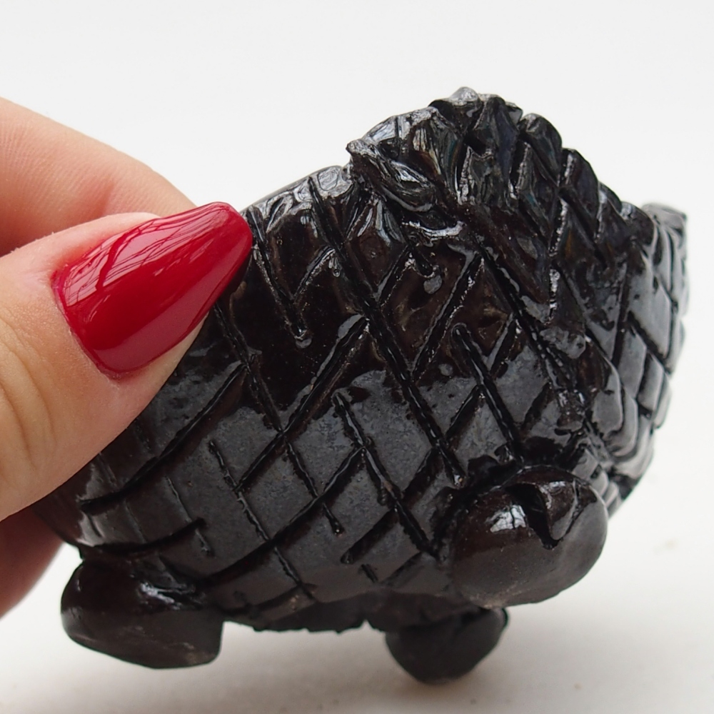 Concha de cerámica 8,5 x 8 x 5,5 cm , color negro