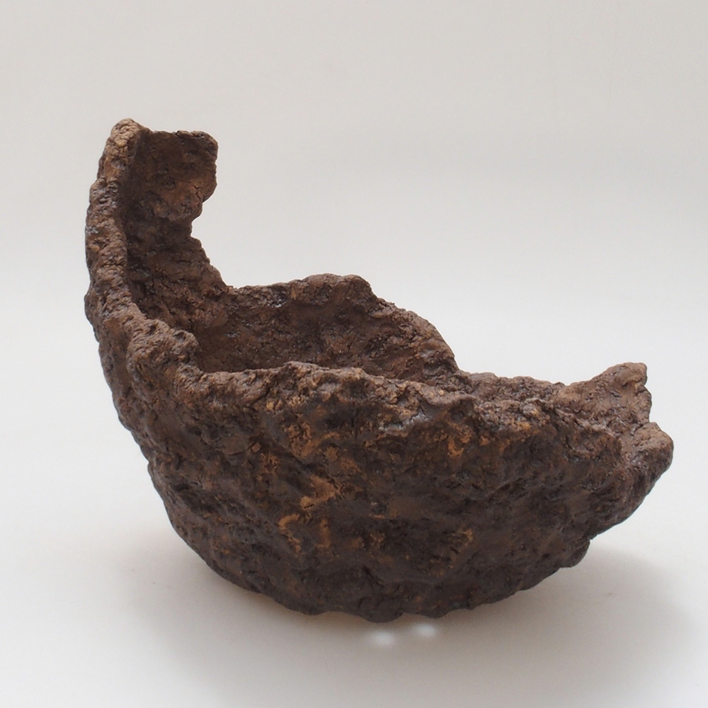 Concha de cerámica 16 x 16 x 16 cm , color marrón