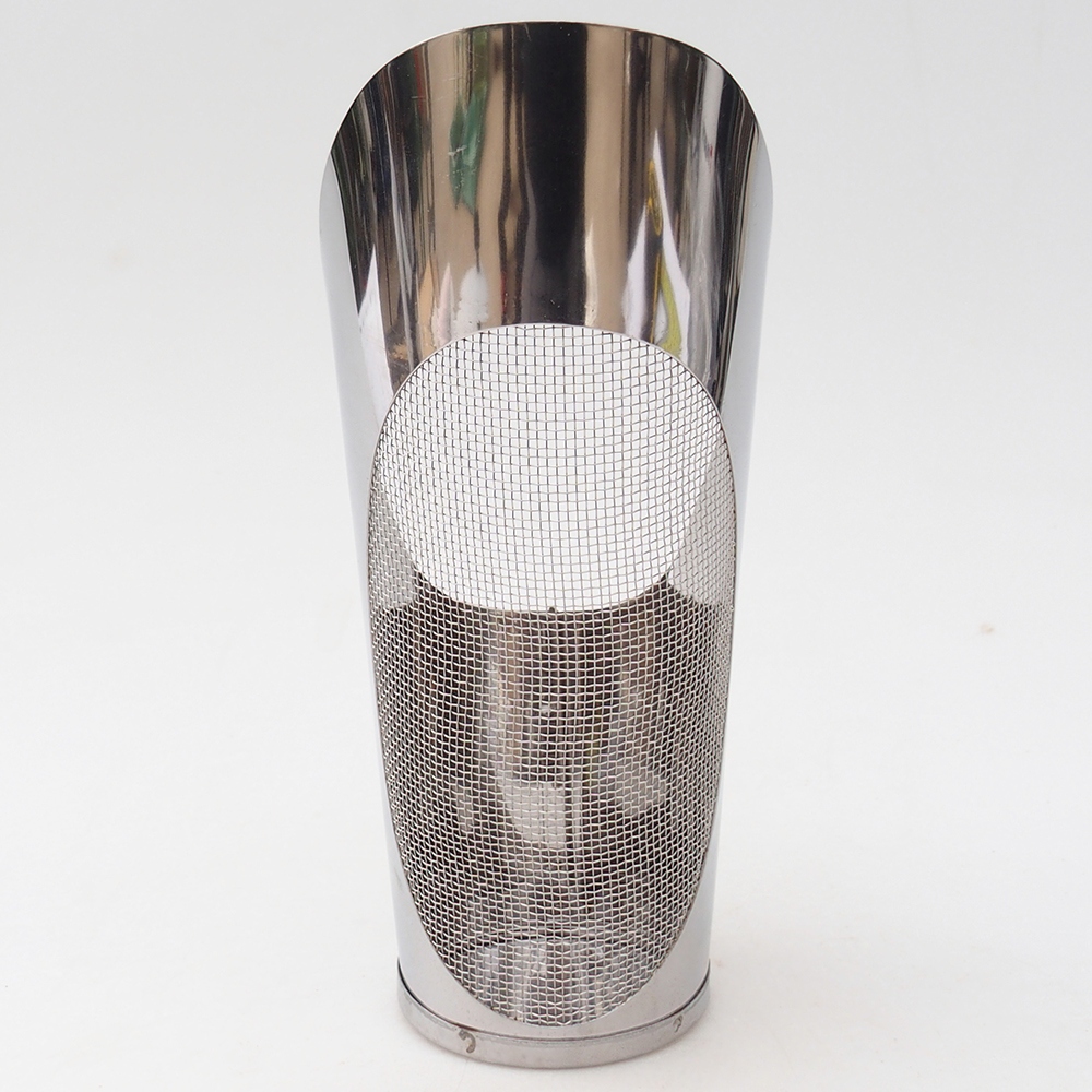 Pala de tierra con tamiz