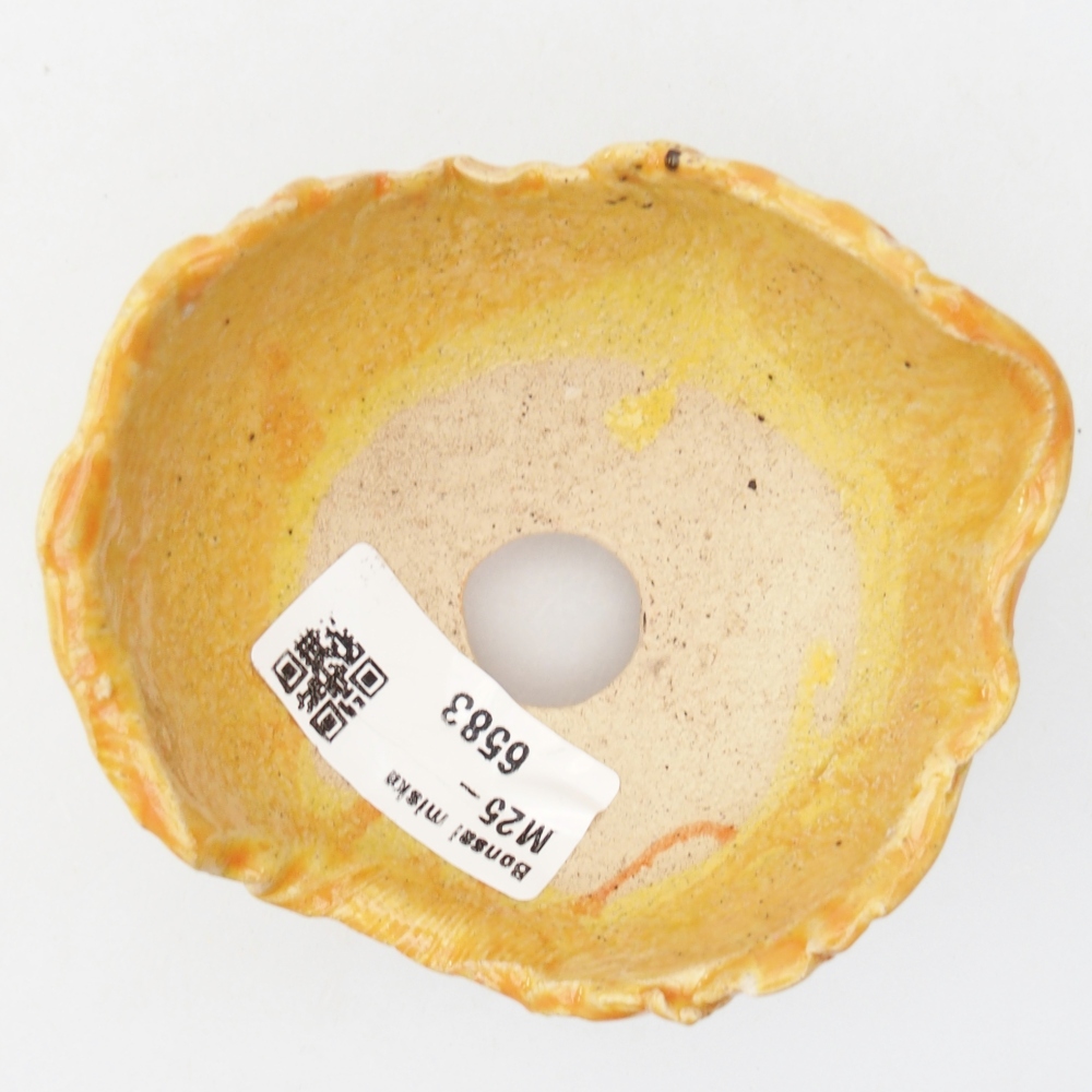 Concha de cerámica 9 x 8 x 6 cm , amarilla