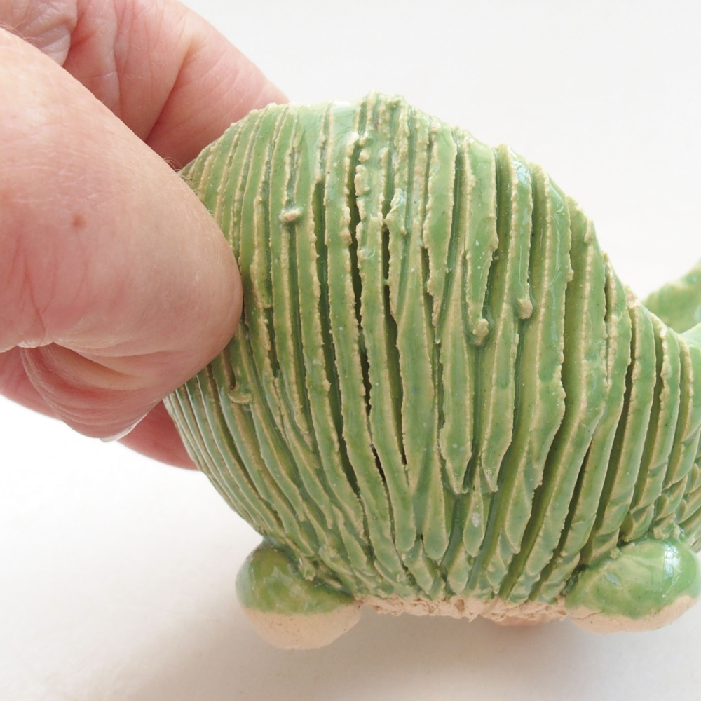 Concha de cerámica 7,5 x 7,5 x 5,5 cm , color verde