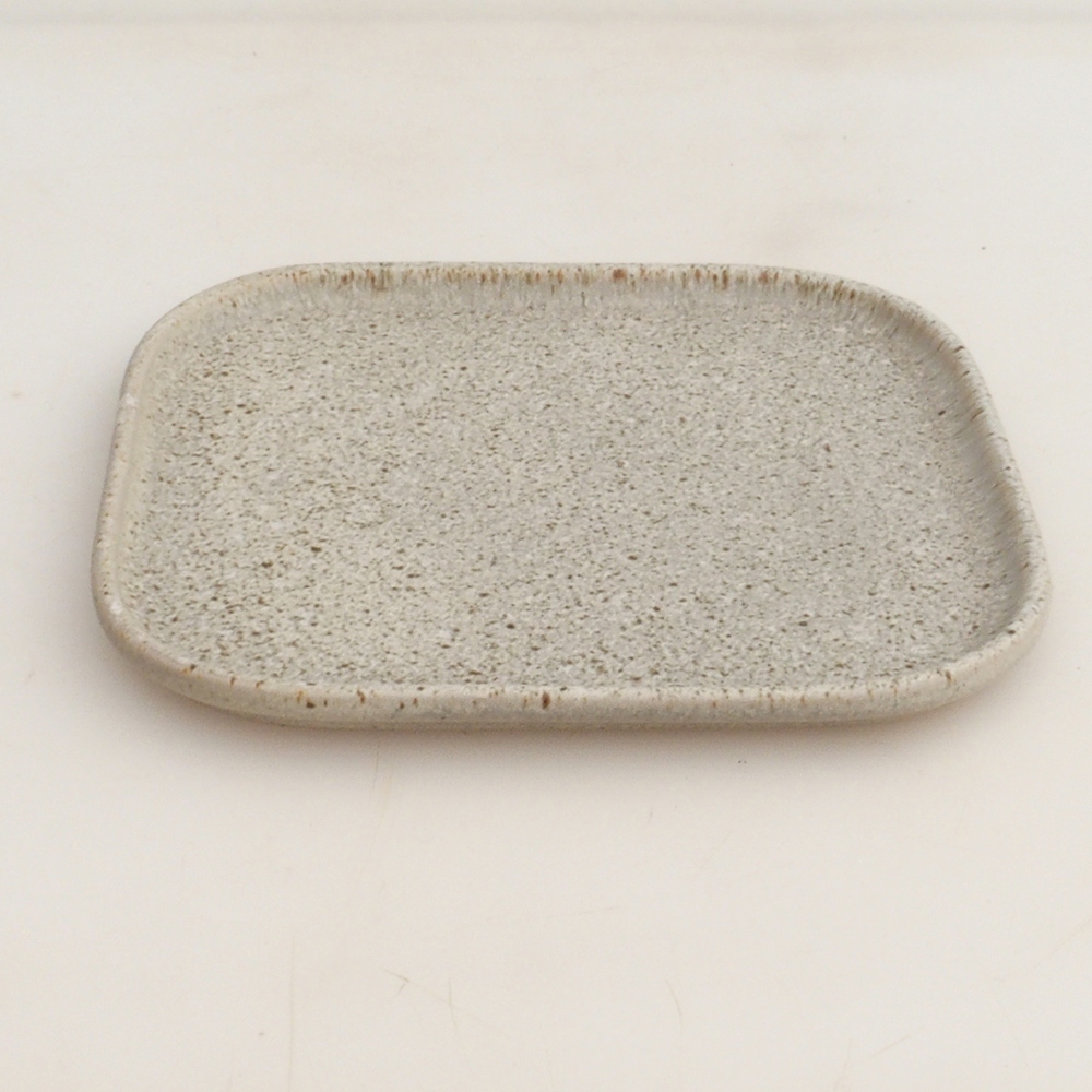 Cuenco de cerámica H36 - 17,5 x 15 x 1 cm - beige