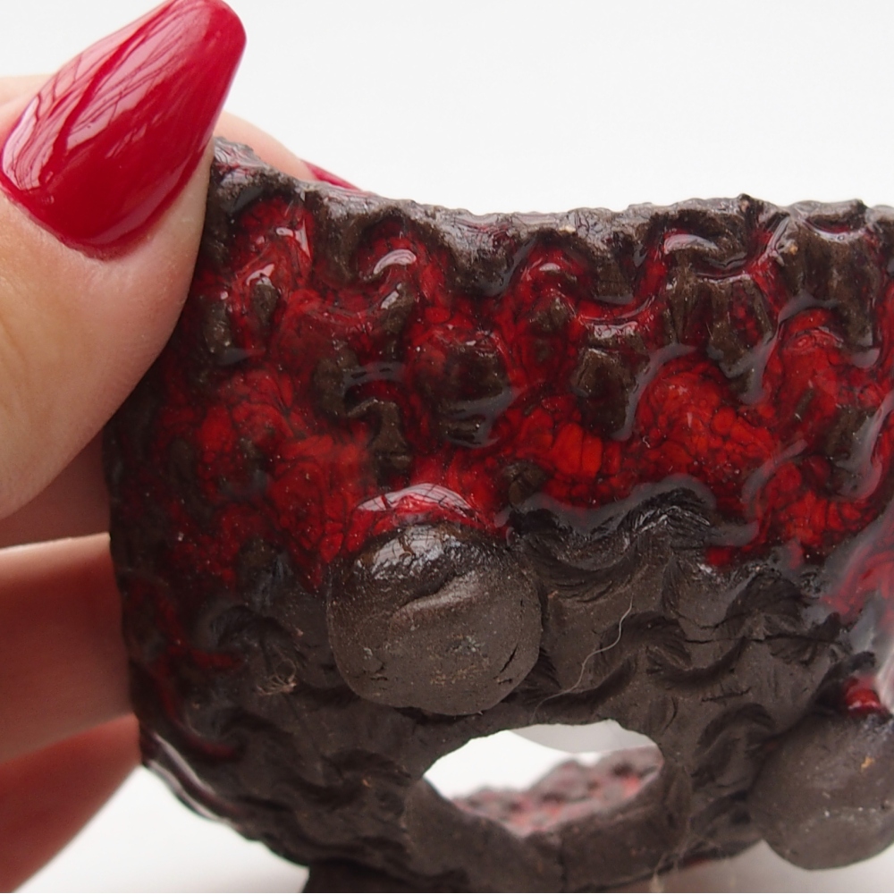 Concha de cerámica 7,5 x 6 x 4 cm , color rojo