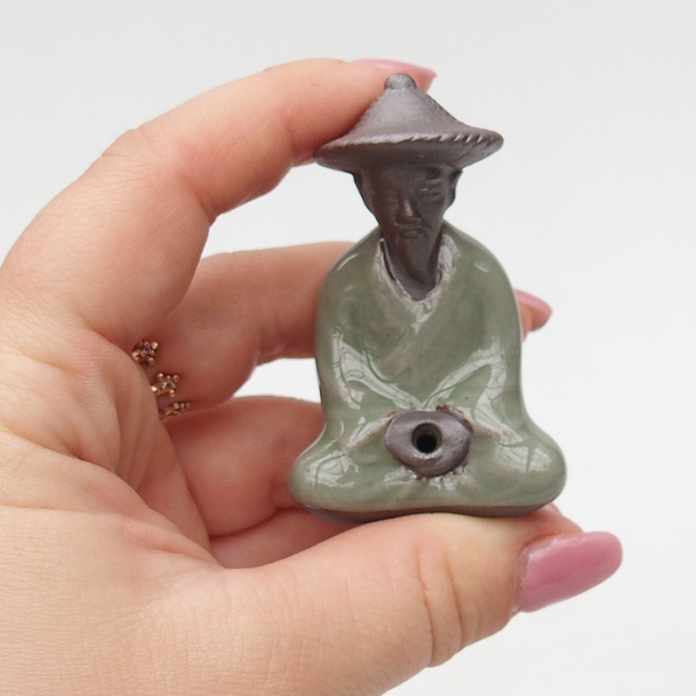 Figurita de cerámica