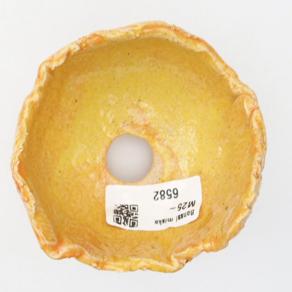 Concha de cerámica 8 x 8 x 6 cm , amarilla