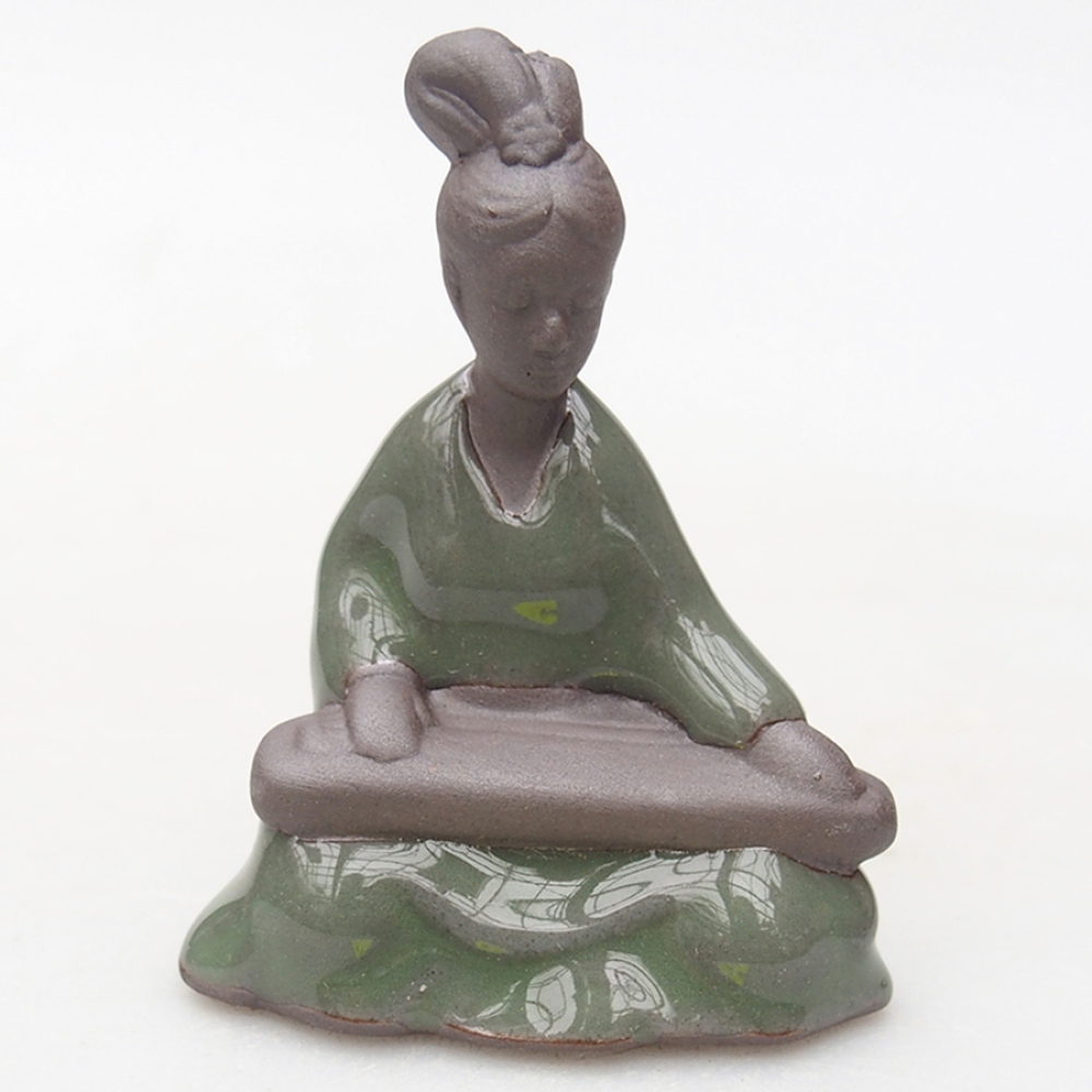 Figurita de cerámica