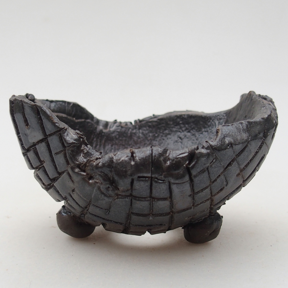 Concha de cerámica 9 x 8 x 5 cm , color negro