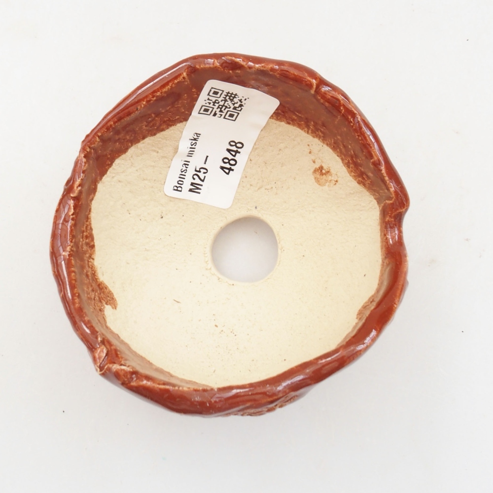 Concha de cerámica 7,5 x 7,5 x 6 cm , color marrón