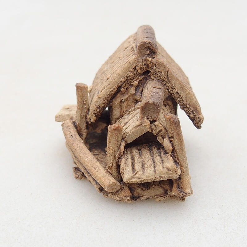 Figurita de cerámica - Hut F31