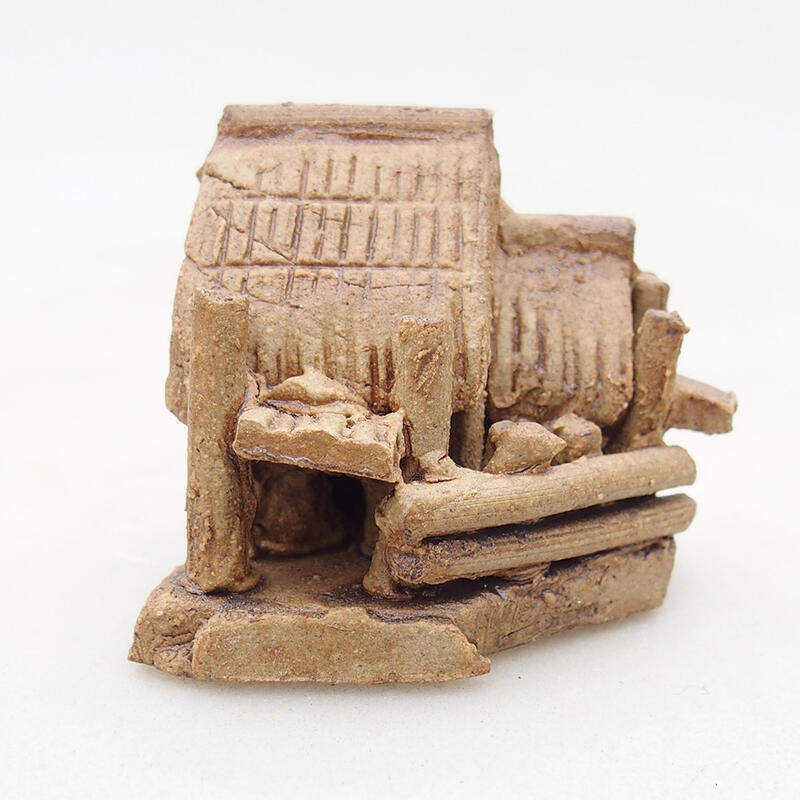 Figurita de cerámica - Cabaña F32