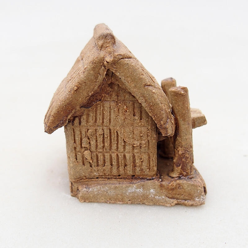 Figurita de cerámica - Cabaña F32