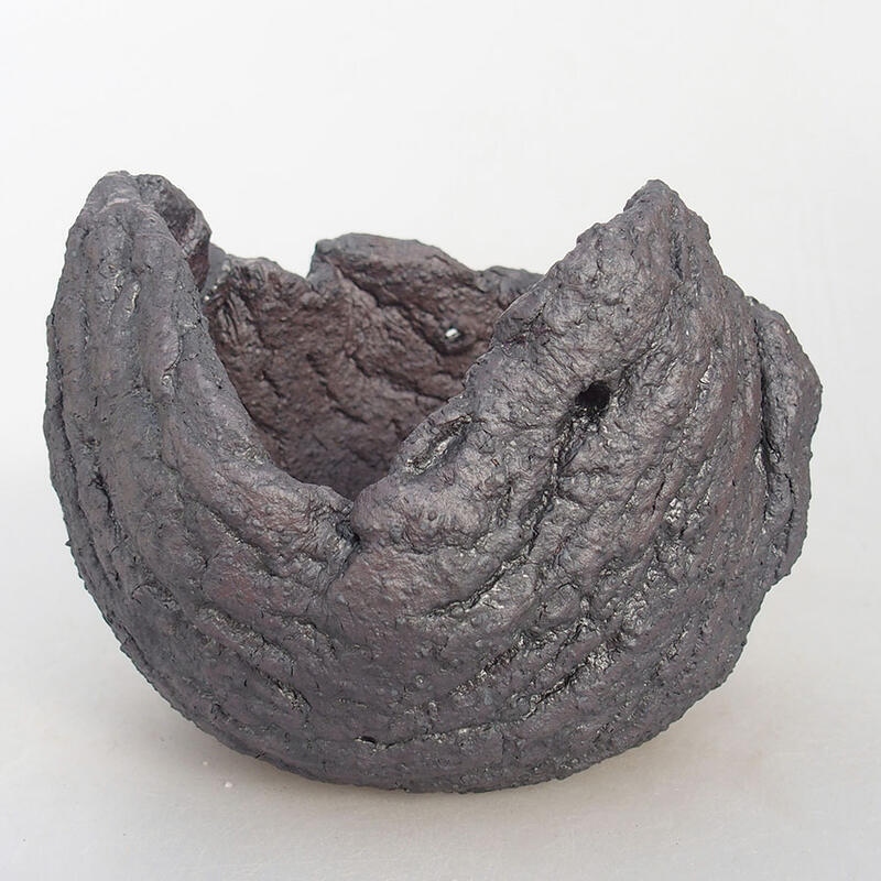 Concha de cerámica 14 x 13 x 11,5 cm , color metalizado