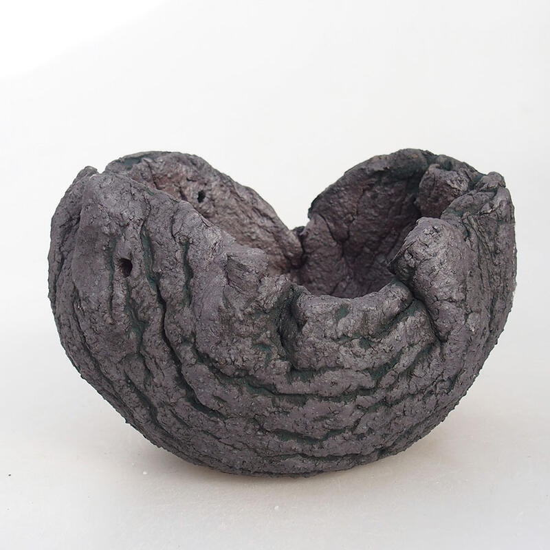 Concha de cerámica 15 x 13 x 11 cm , color metalizado