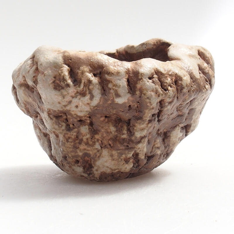 Concha de cerámica 5 x 6 x 6 cm , color verde-marrón