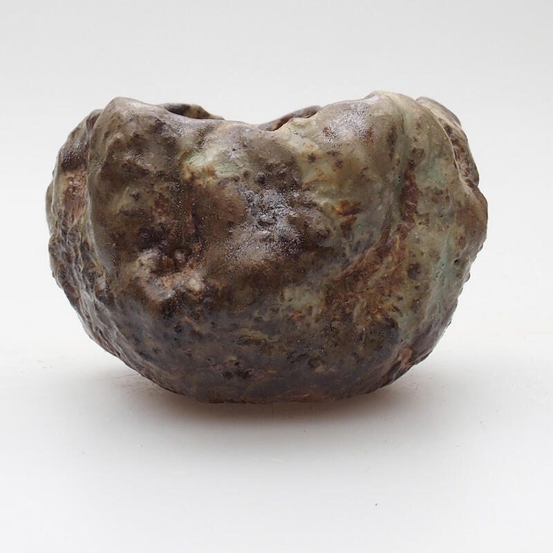 Concha de cerámica 6,5 x 5 x 5 cm , color verde-marrón