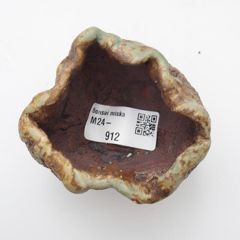 Concha de cerámica 6 x 5 x 5 cm , color verde-marrón