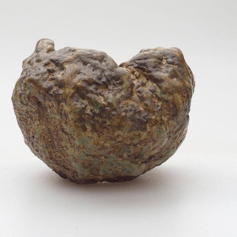 Concha de cerámica 6 x 5 x 6 cm , color verde-marrón