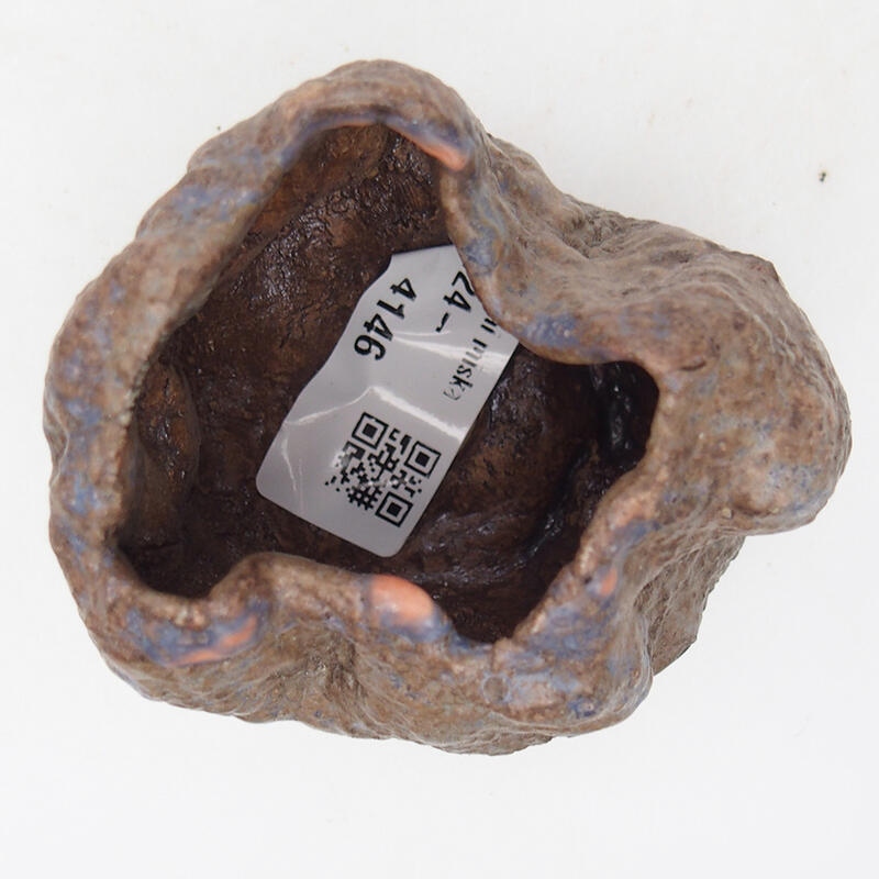 Concha de cerámica 7 x 4,5 x 6 cm , color marrón