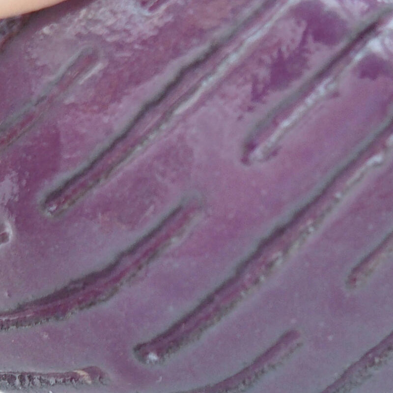 Concha de cerámica 8,5 x 9 x 4 cm , color morado