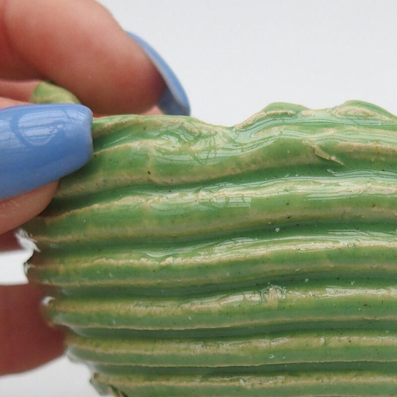 Concha de cerámica 8 x 8,5 x 6 cm , color verde