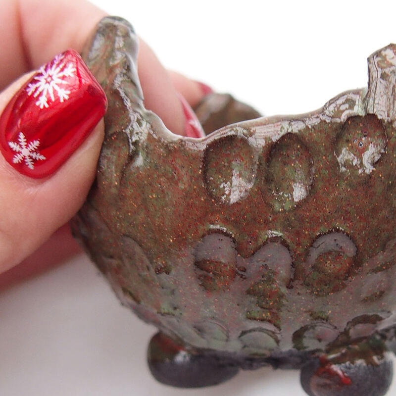 Concha de cerámica 8 x 8 x 6 cm , color rojo-verde