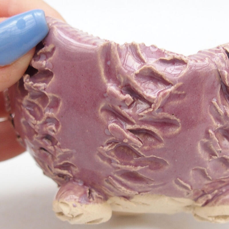 Concha de cerámica 9,5 x 9 x 6 cm , color morado