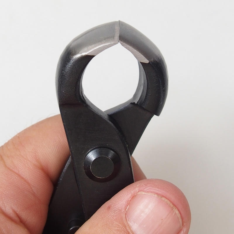 Alicates de punta cóncava 210 mm - carbono