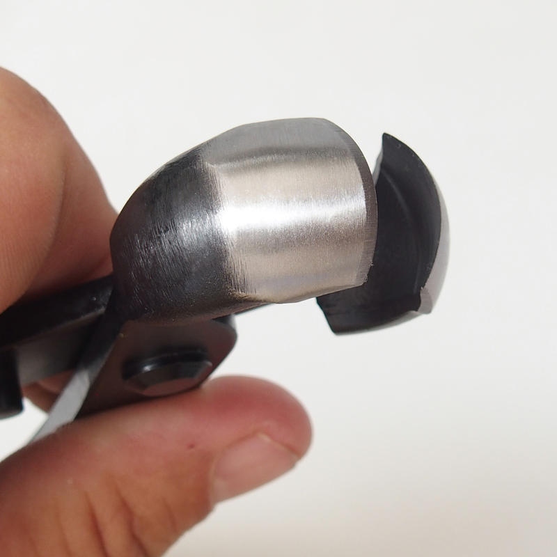 Alicates de punta cóncava 210 mm - carbono