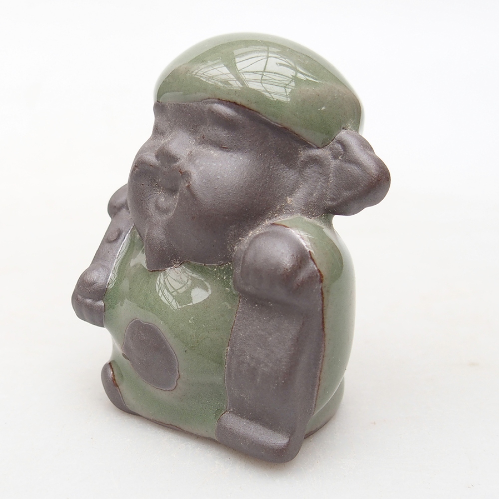 Figurita de cerámica