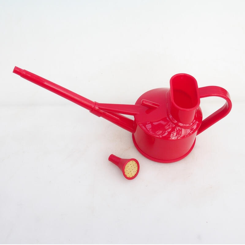 Regadera de plástico de 0,9 litros