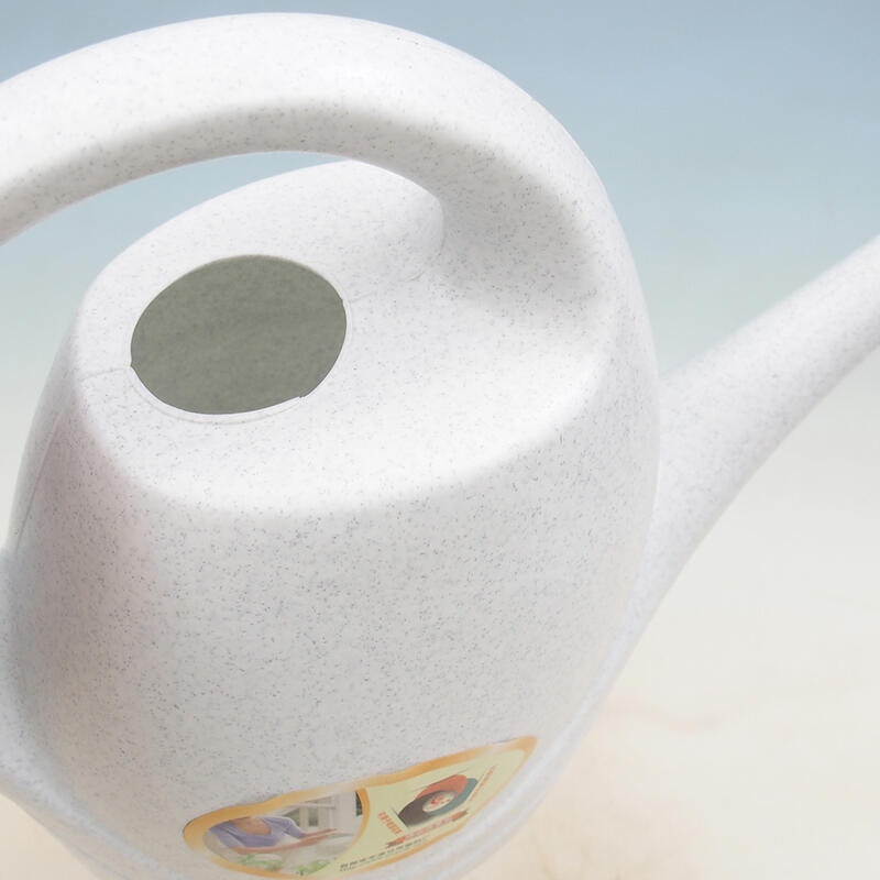 Regadera de plástico 3 litros blanca