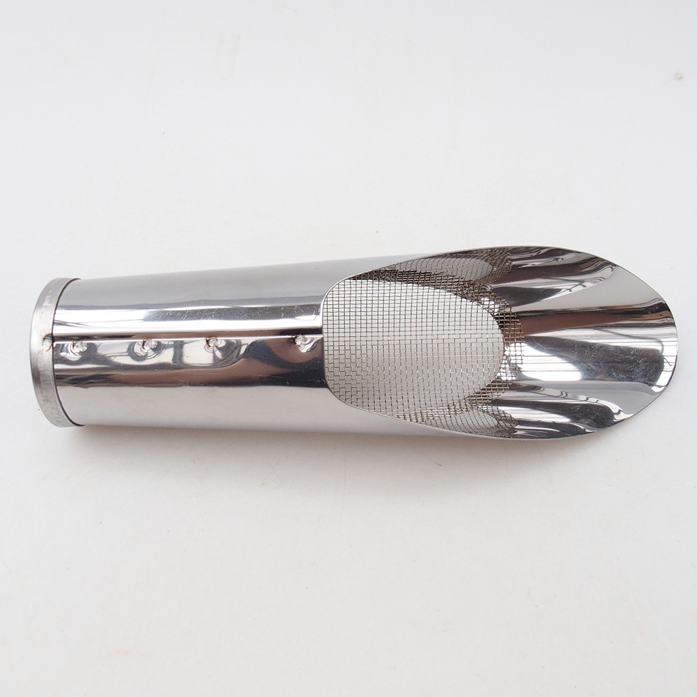 Pala de tierra con tamiz