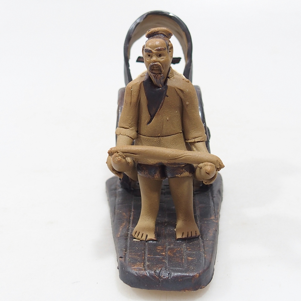 Figurita de cerámica - carruaje