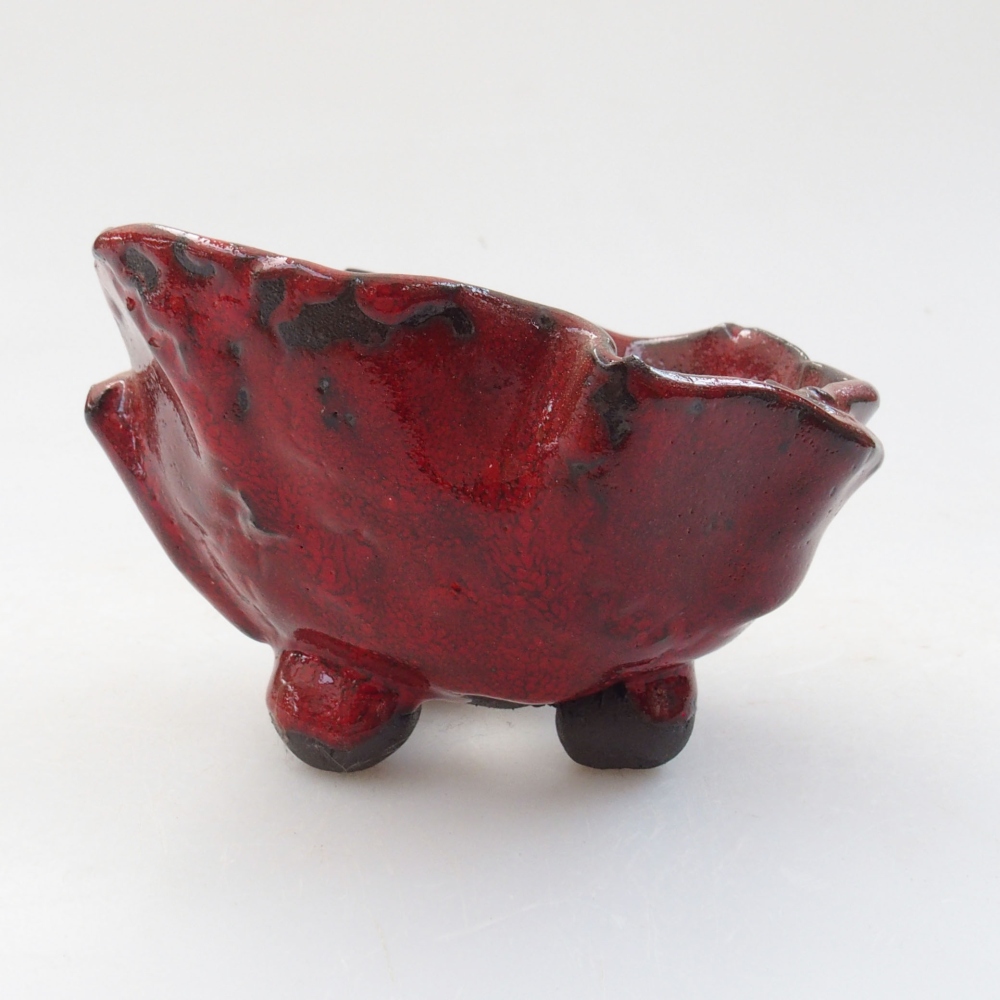 Concha de cerámica 8,5 x 8 x 6 cm , color rojo